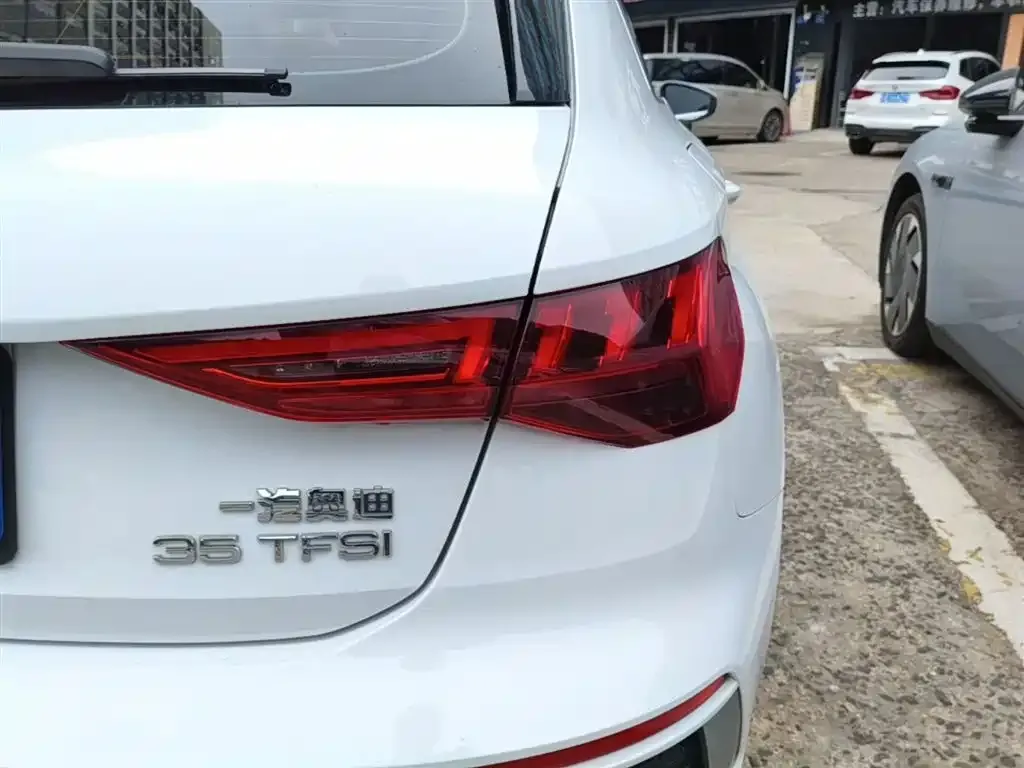 Audi A3 — фото 2