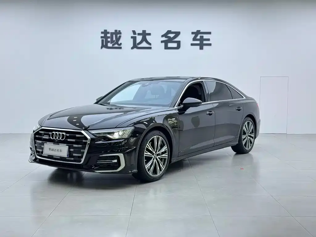 Audi A6L — фото 1