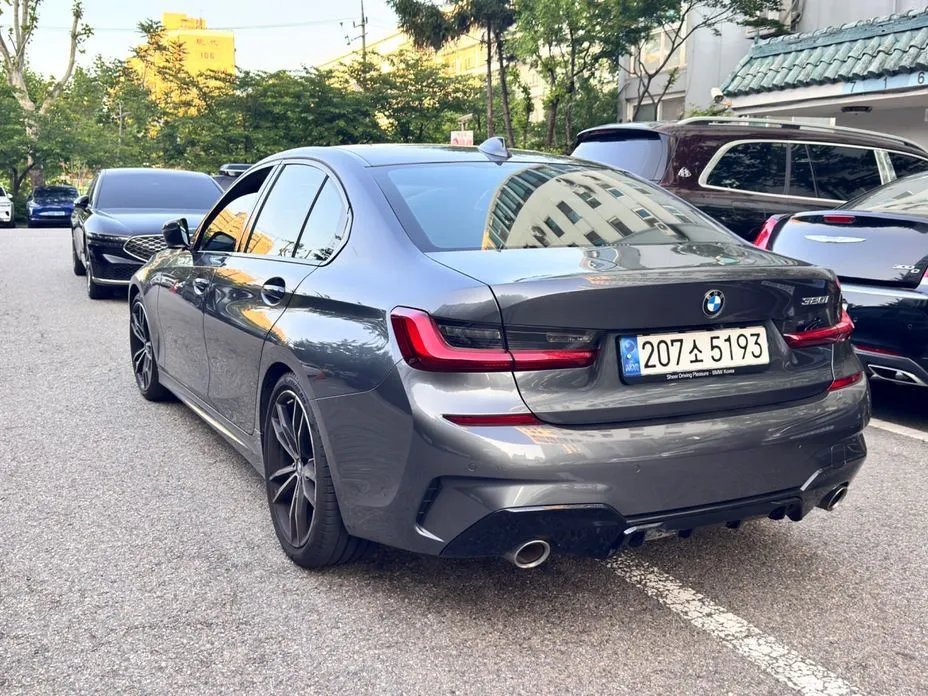 BMW 3-Series 2022 из KR, фото 6