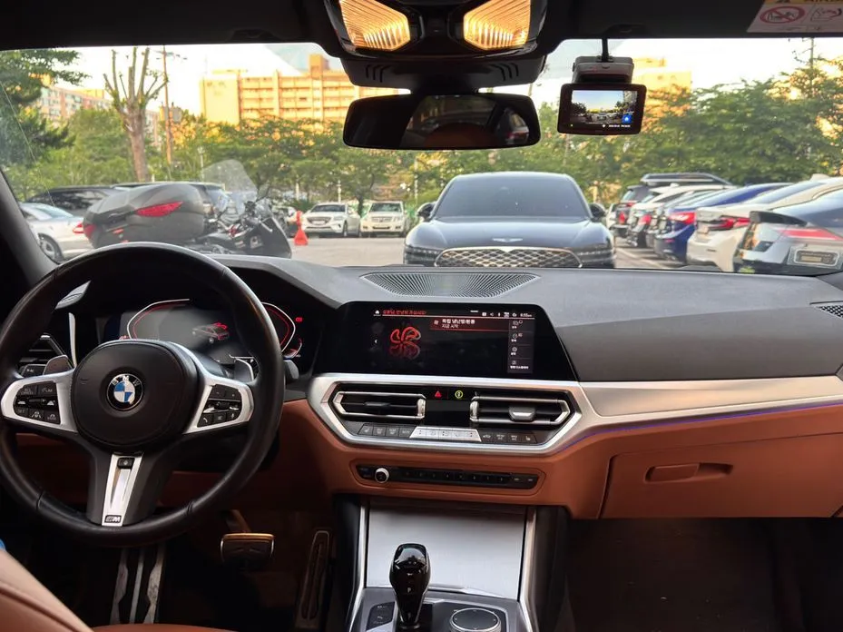 BMW 3-Series 2022 из KR, фото 4