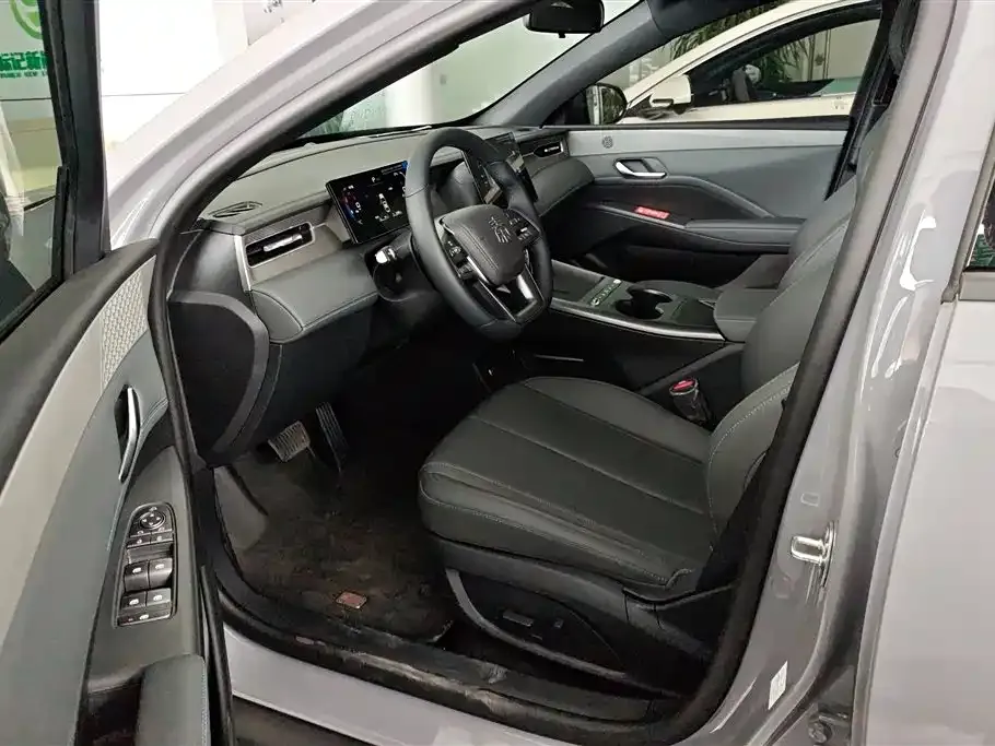 BYD Qin PLUS — фото 10