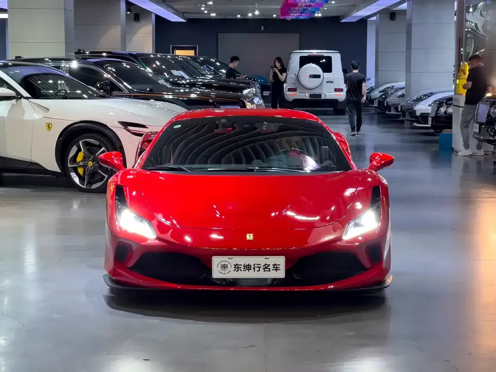 Ferrari F8 — фото 3