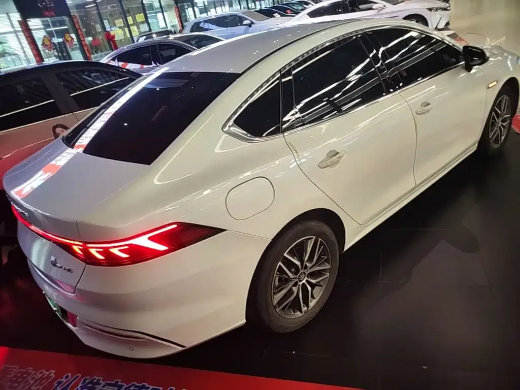 BYD Qin PLUS 2024 из CN, фото 10