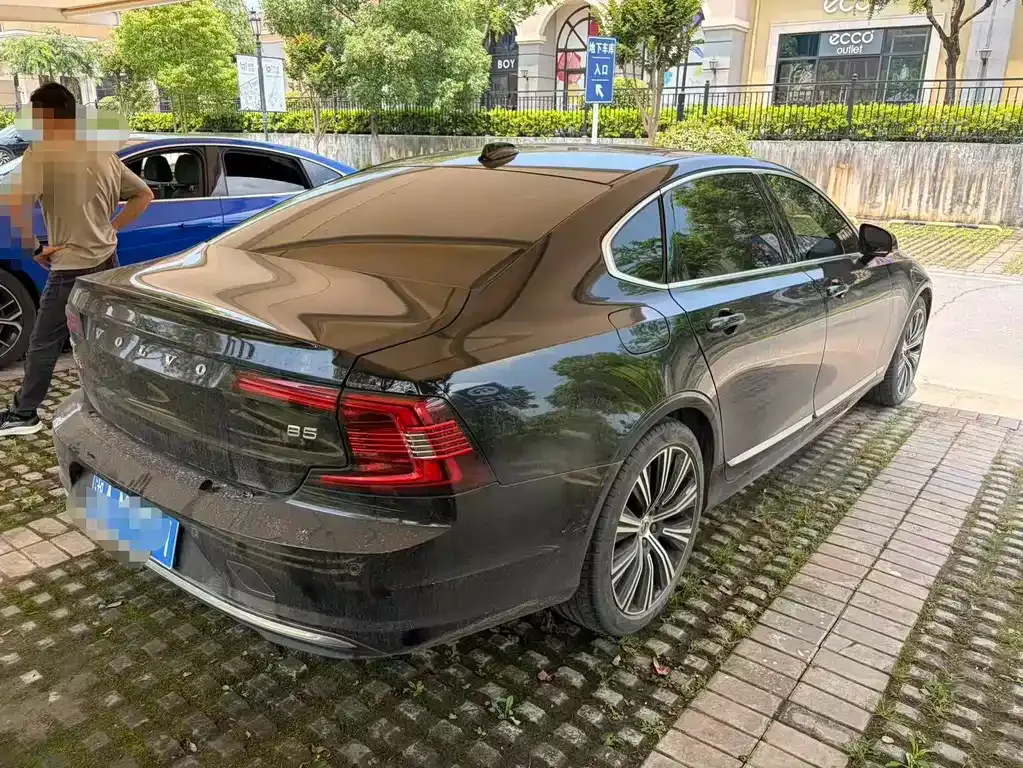 Volvo S90 2024 из CN, фото 7