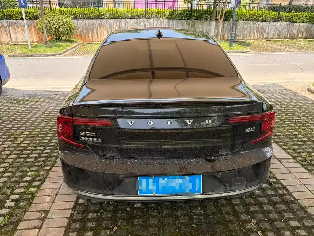 Volvo S90 2024 из CN, фото 3