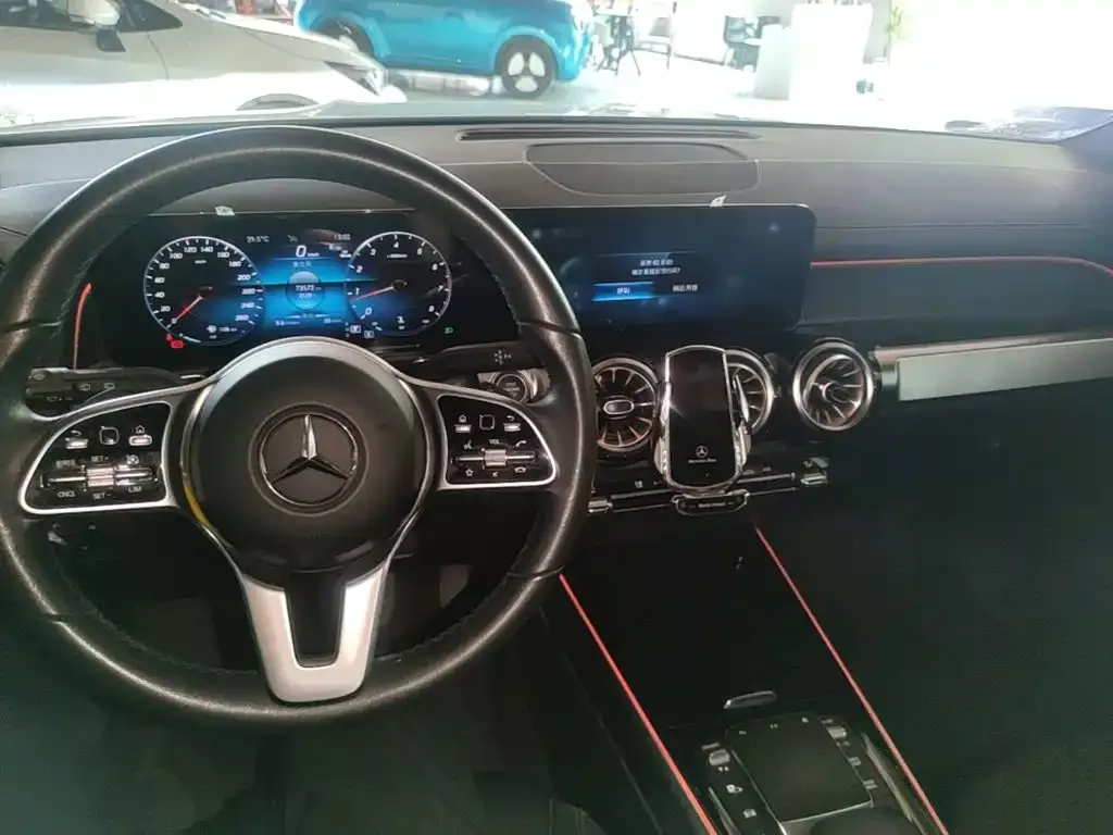 Mercedes-Benz GLB 2023 из CN, фото 8