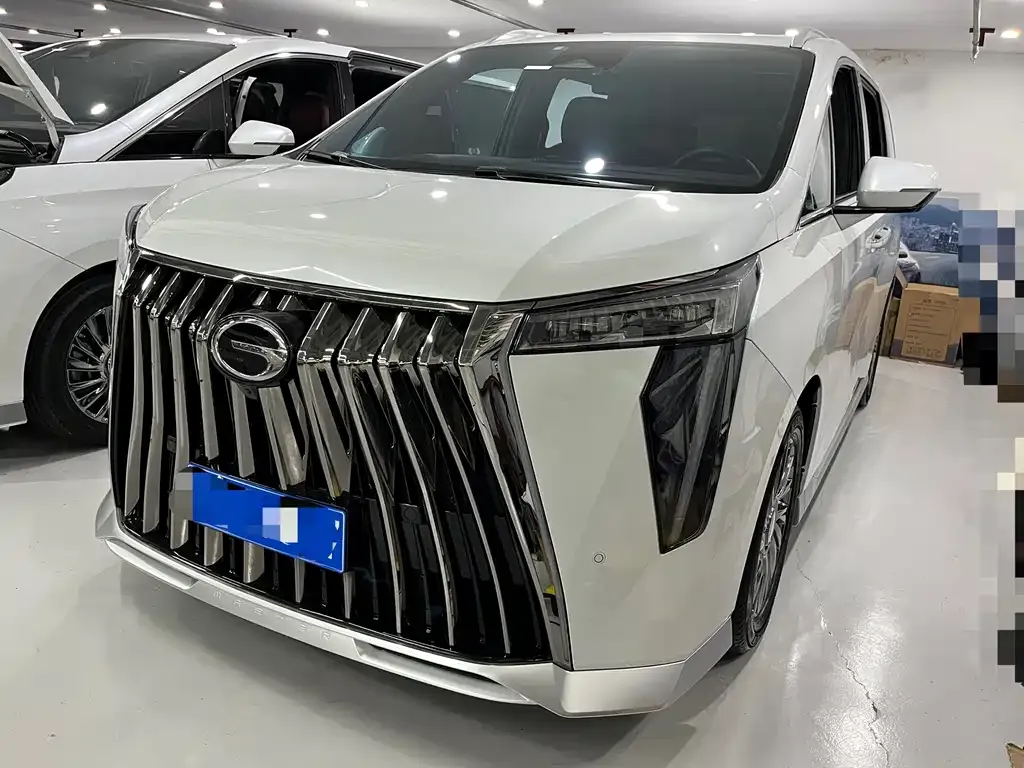 GAC Motor Trumpchi M8 — фото 1