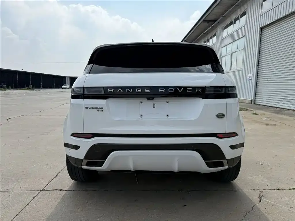 Land Rover Evoque PHEV 2023 из CN, фото 3