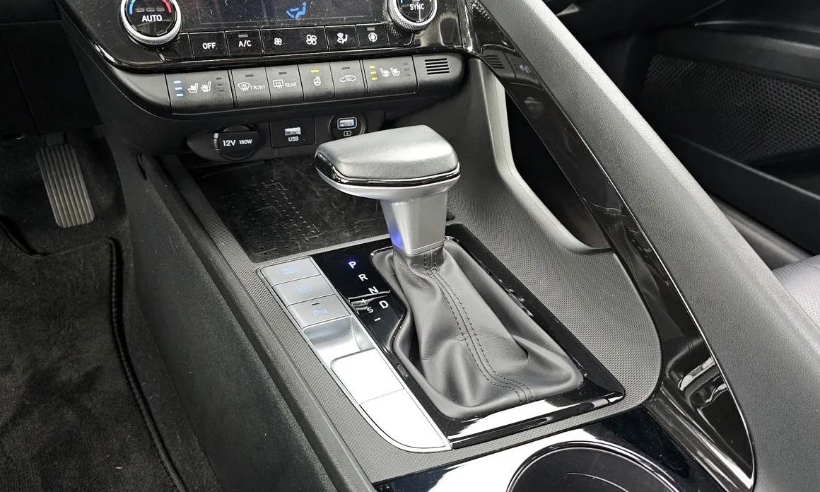 Hyundai AVANTE 2021 из KR, фото 7