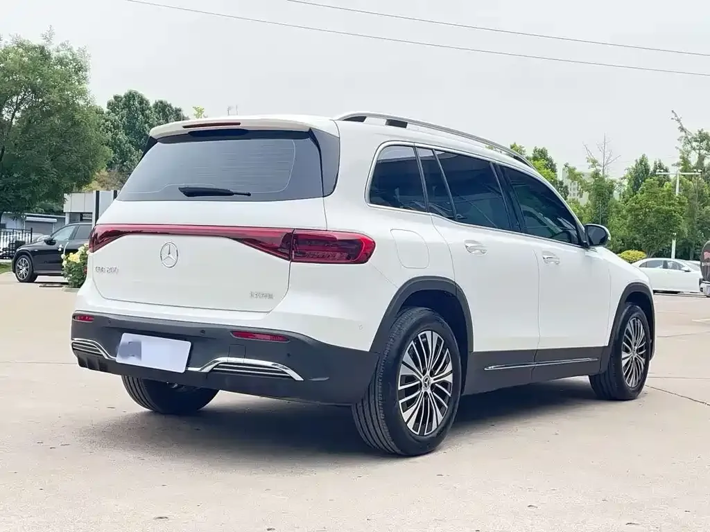 Mercedes-Benz EQB 2026 из CN, фото 3