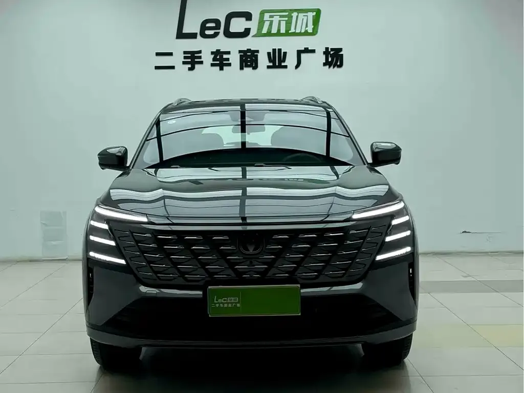 Changan CS75PLUS — фото 2
