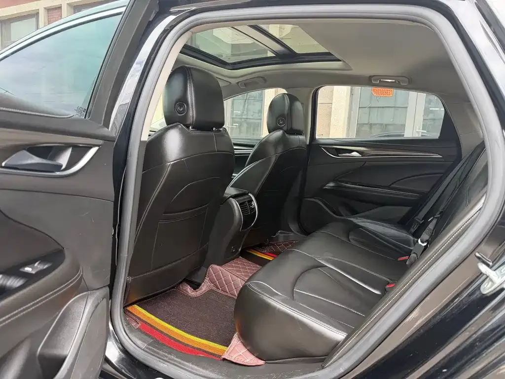 Buick LaCrosse 2021 из CN, фото 2