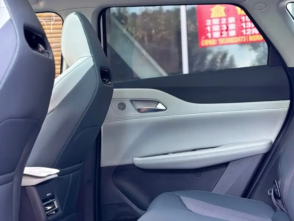 Changan UNI-Z 2025 из CN, фото 5