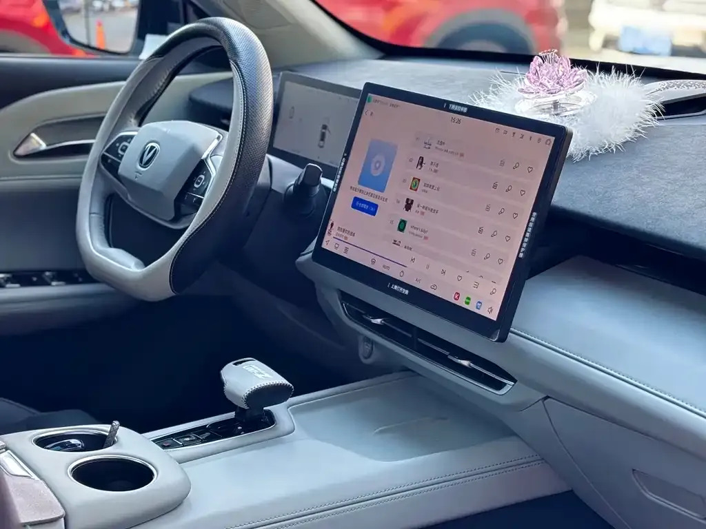 Changan UNI-Z 2025 из CN, фото 3