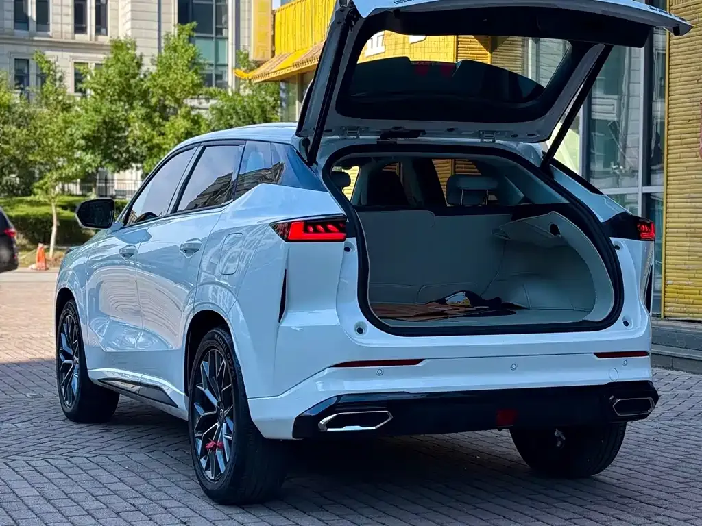 Changan UNI-Z 2025 из CN, фото 8