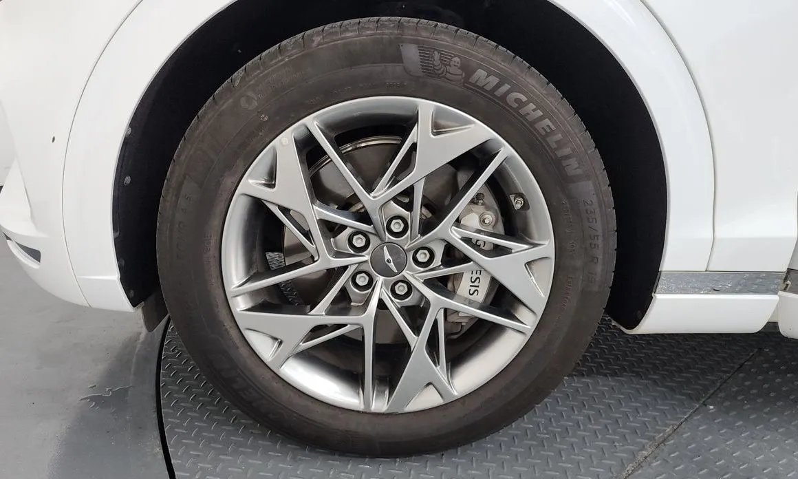 Genesis GV70 2024 из KR, фото 2