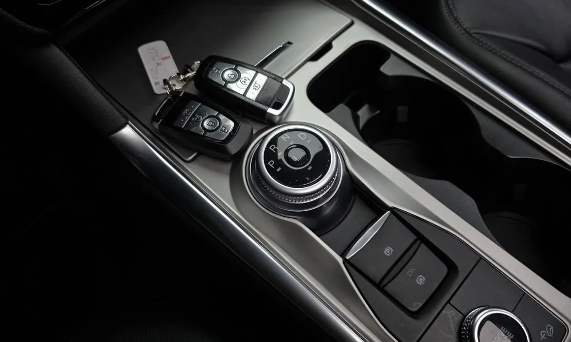 Ford Explorer 2023 из KR, фото 9
