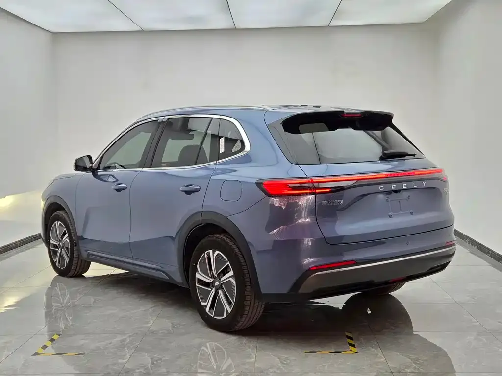Geely Galaxy Xingjian 7 — фото 10