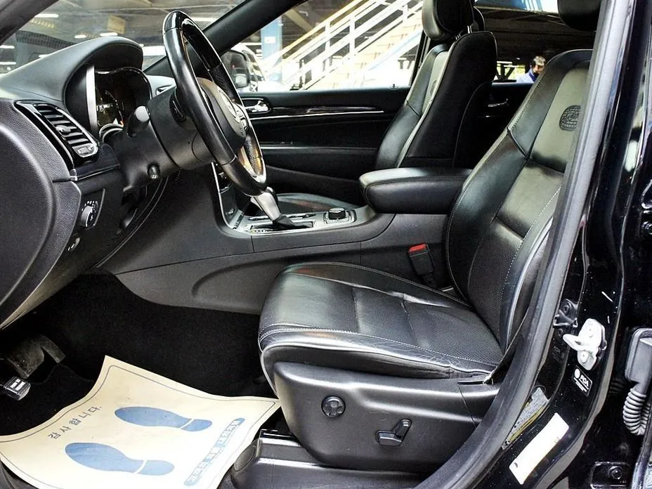 Jeep Cherokee 2021 из KR, фото 10