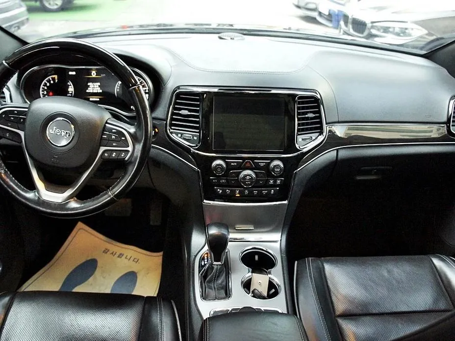 Jeep Cherokee 2021 из KR, фото 7