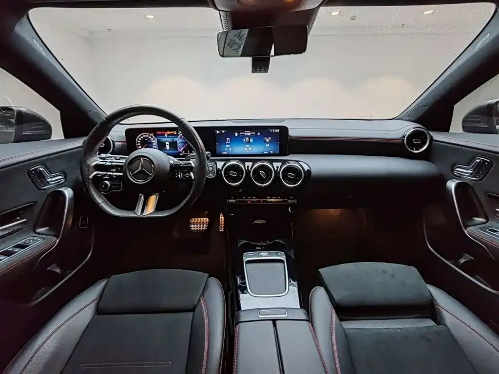 Mercedes-Benz CLA (Import) — фото 10