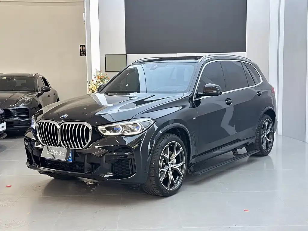 BMW X5 — фото 1