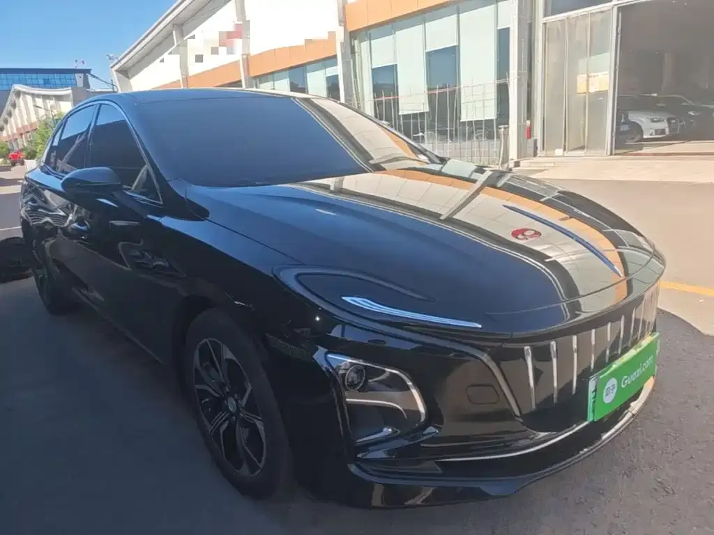 Hongqi E-QM5 2023 из CN, фото 3