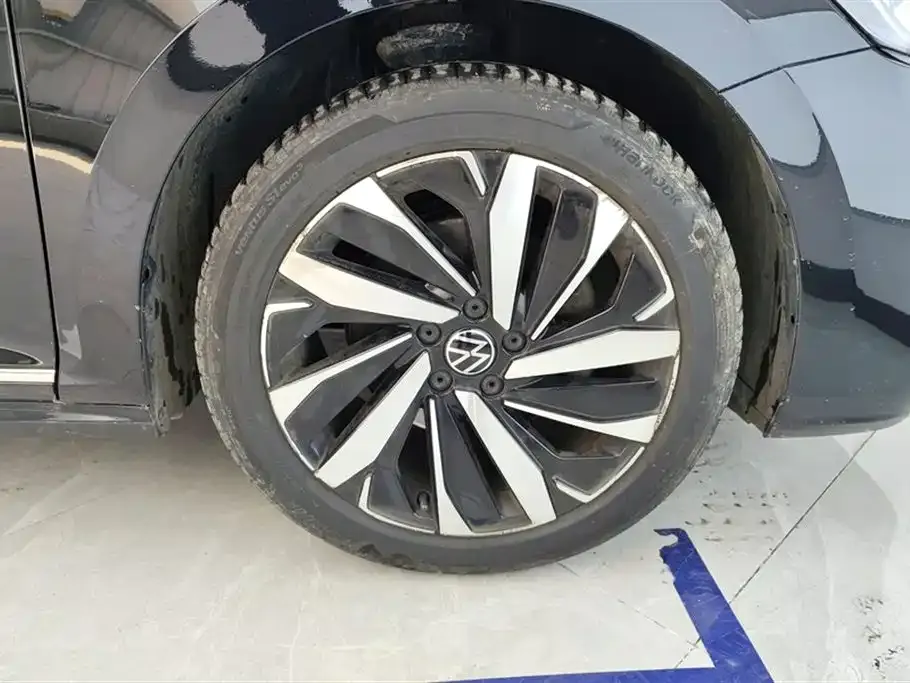 Volkswagen Passat — фото 6