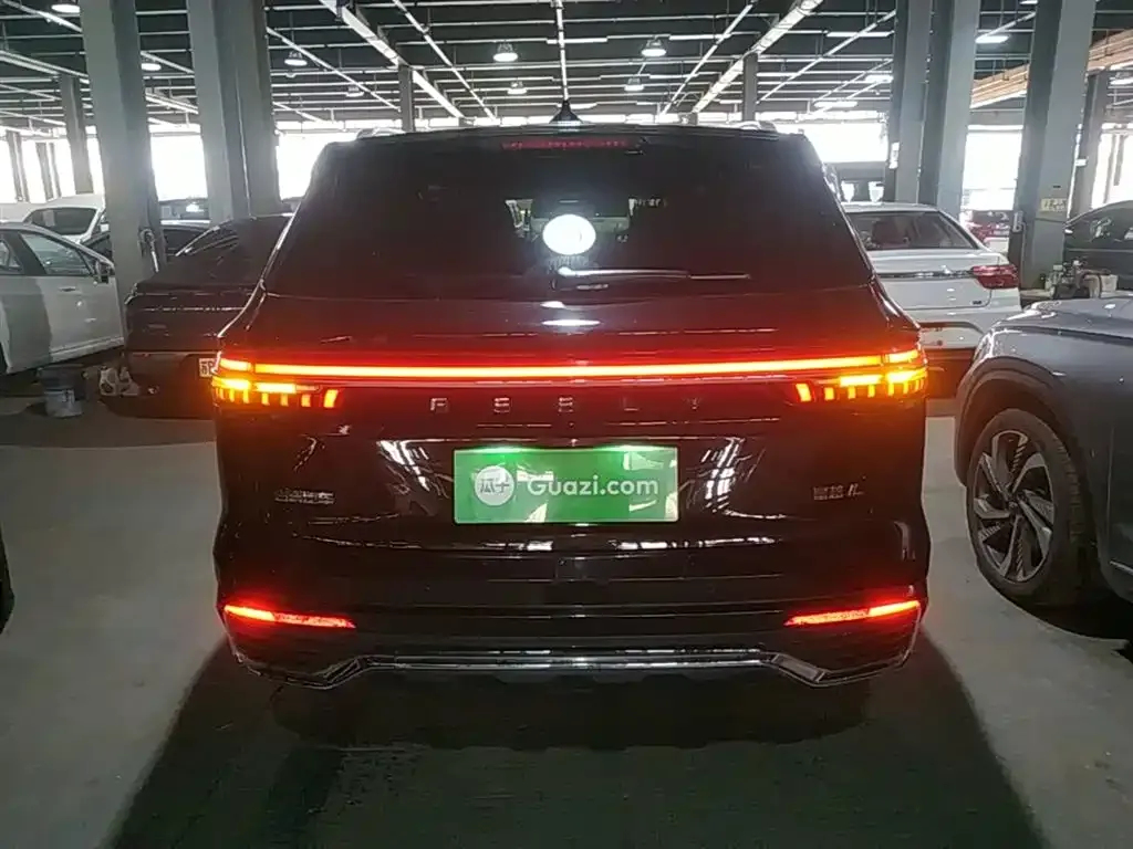 Geely Xingyue L — фото 8