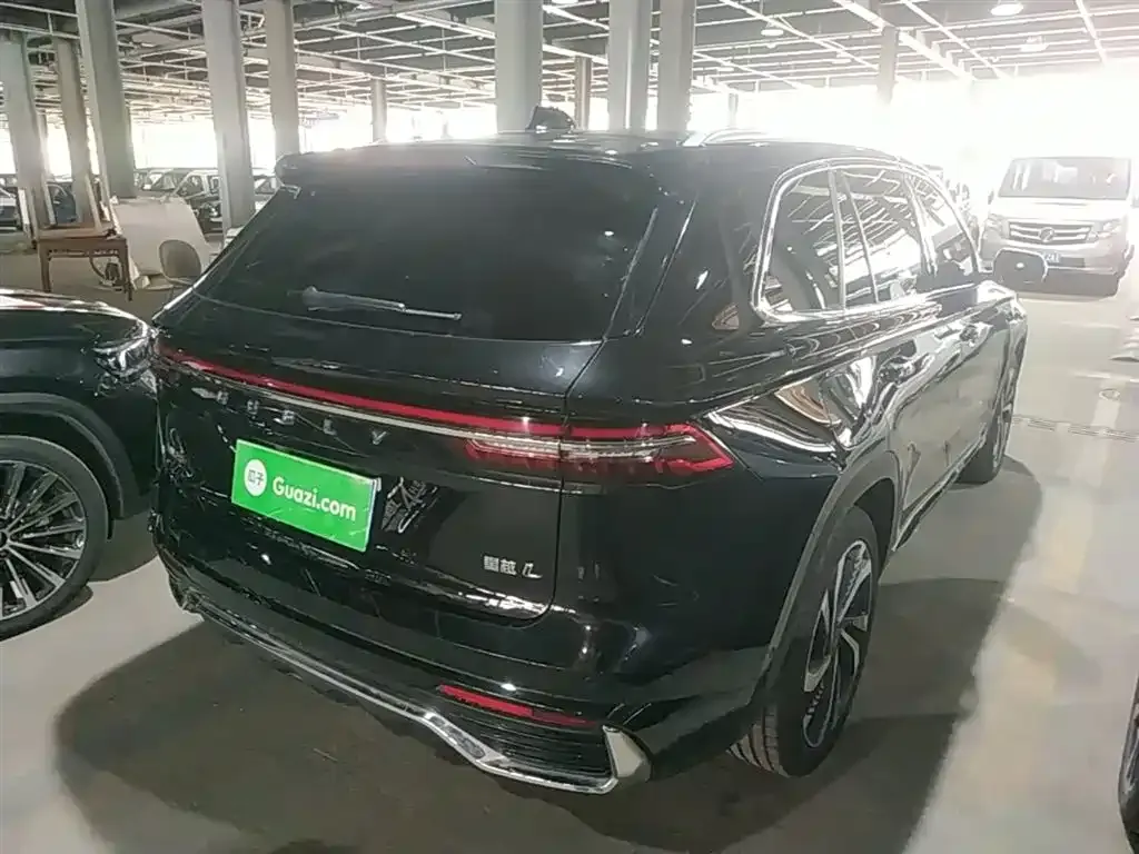 Geely Xingyue L — фото 10