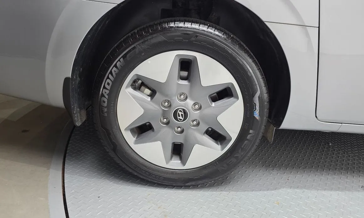 Hyundai Staria 2025 из KR, фото 7