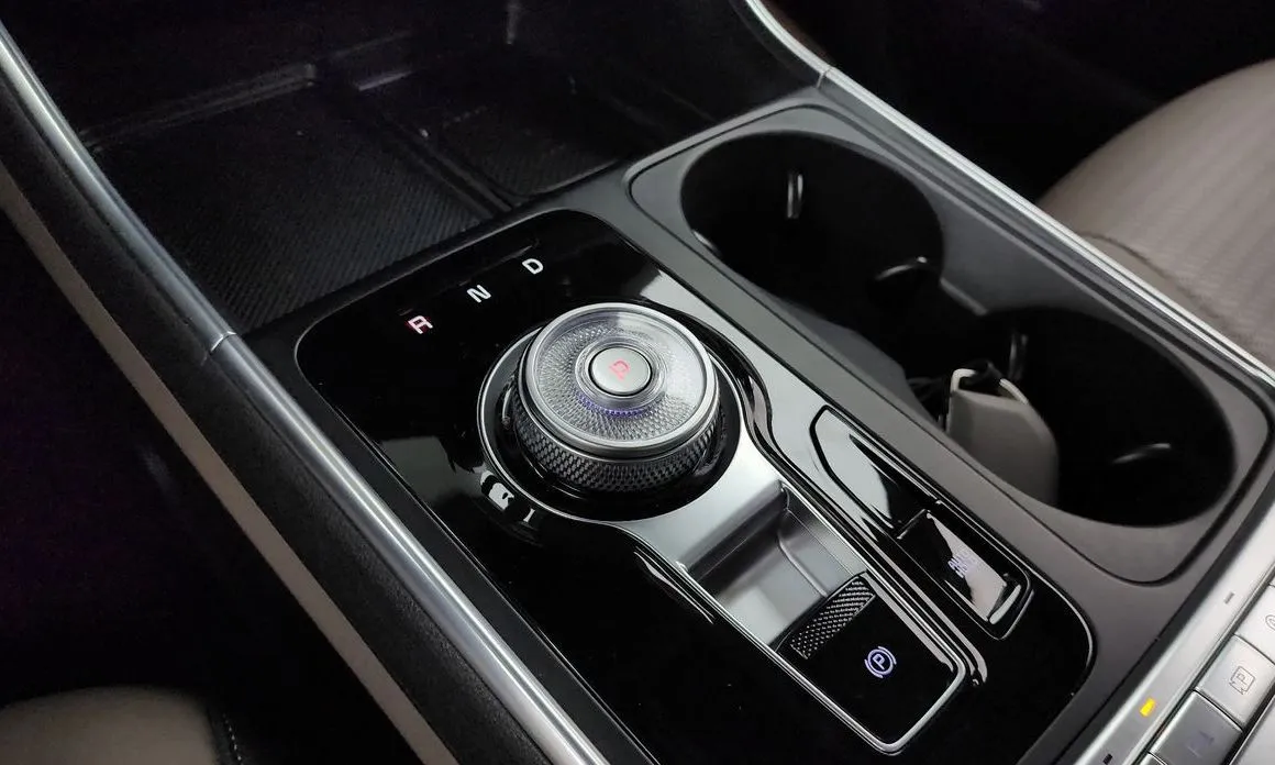 Kia Carnival 2025 из KR, фото 7