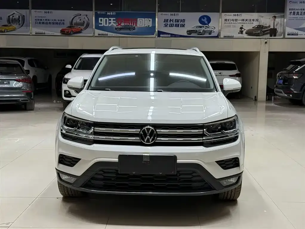 Volkswagen Tharu — фото 3