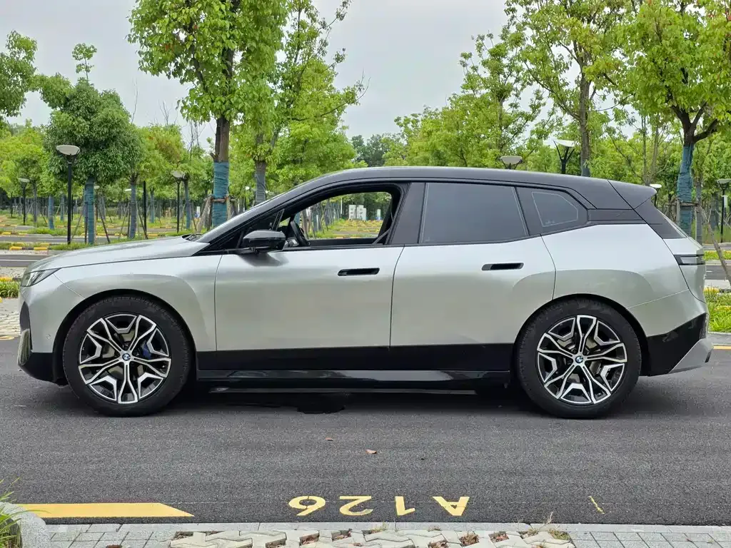 BMW iX 2022 из CN, фото 9