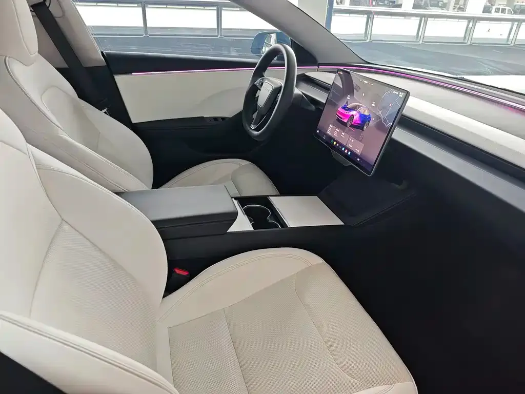 Tesla Model 3 2024 из CN, фото 10