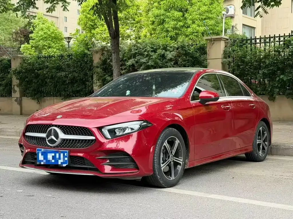 Mercedes-Benz A-Class — фото 1