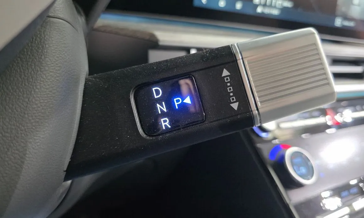 Hyundai Santafe 2024 из KR, фото 8