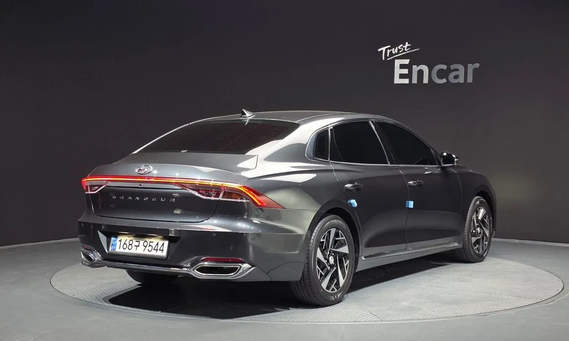 Hyundai Grandeur 2022 из KR, фото 3