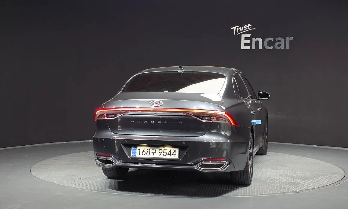Hyundai Grandeur 2022 из KR, фото 2