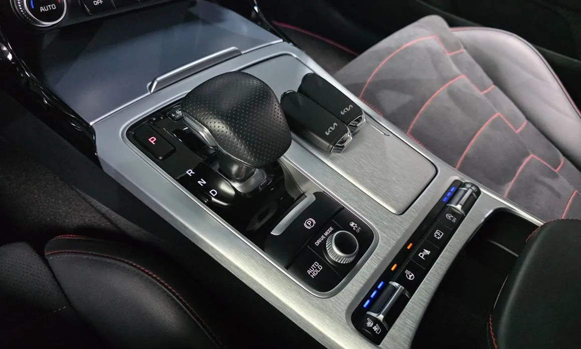 Kia Stinger 2022 из KR, фото 8