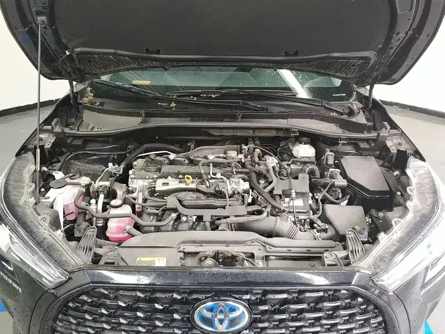 Toyota Corolla Cross — фото 10