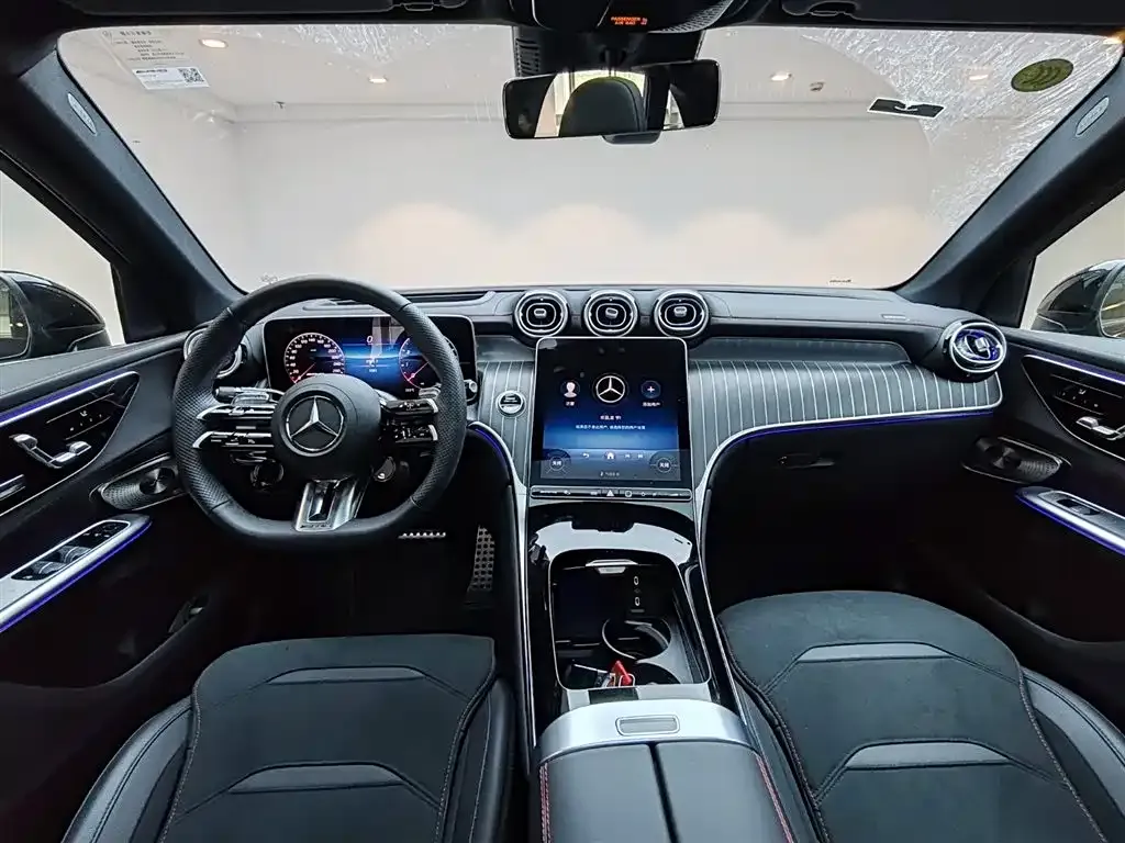 Mercedes-Benz GLC AMG — фото 10
