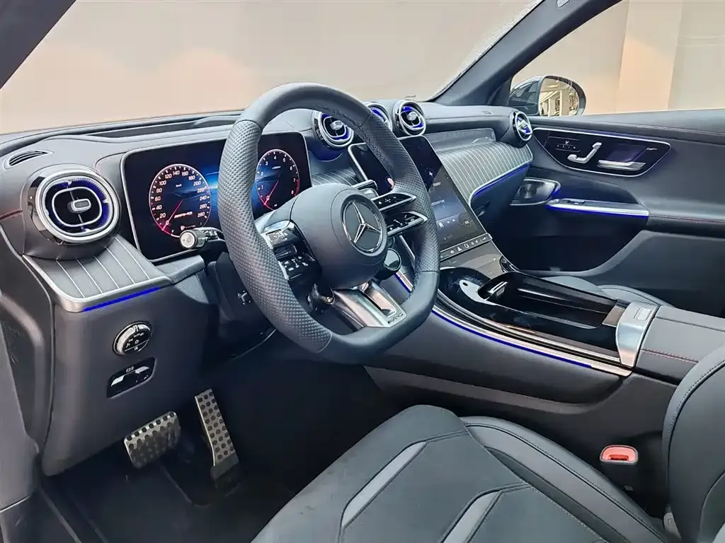 Mercedes-Benz GLC AMG — фото 6