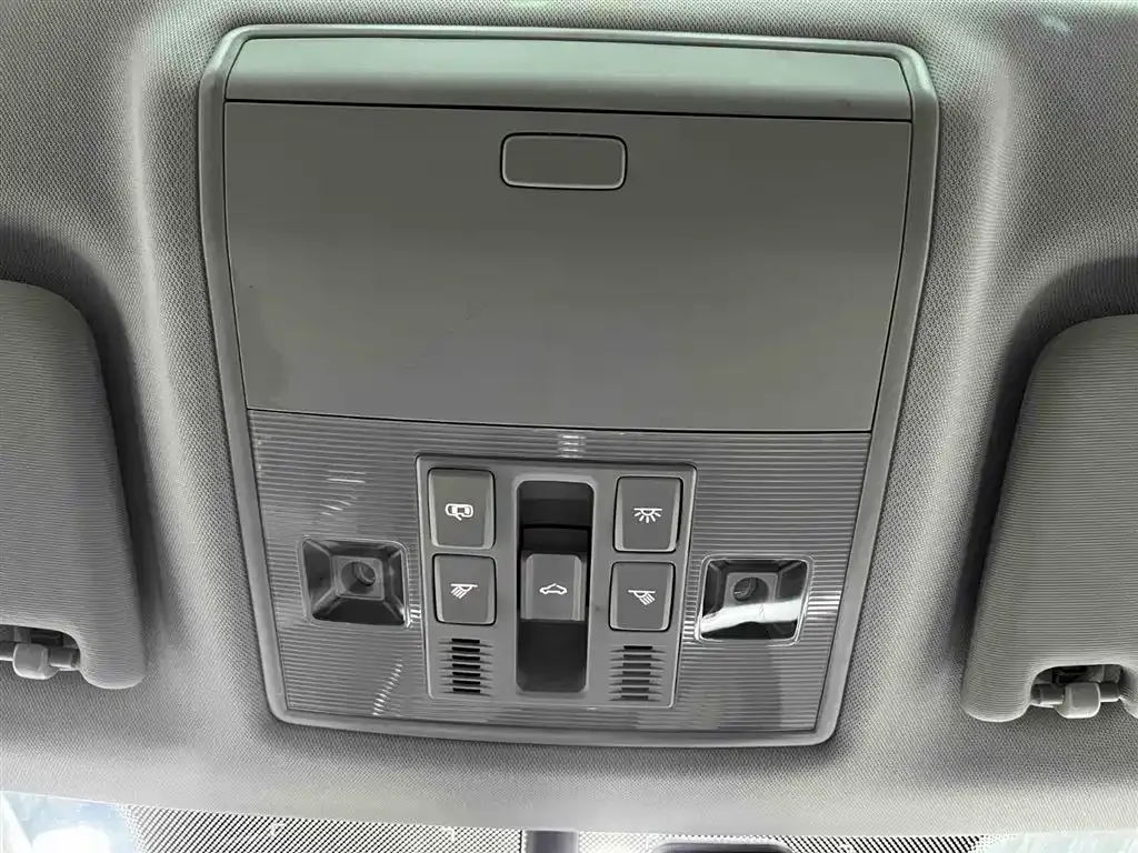 Skoda Superb 2024 из CN, фото 10