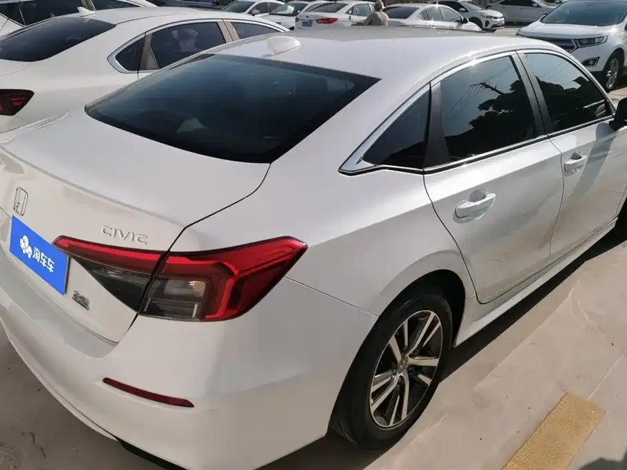 Honda Civic — фото 7