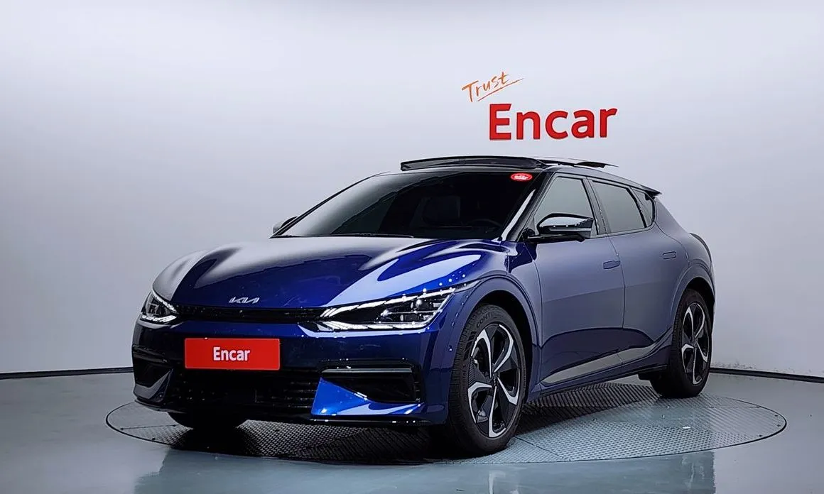 Kia EV6 — фото 1