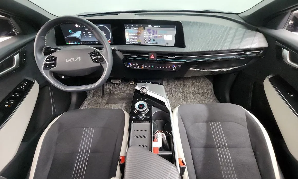 Kia EV6 — фото 8