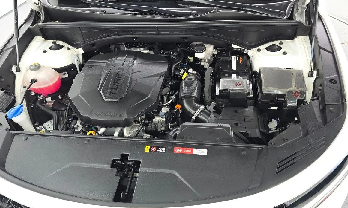 Kia Sorento — фото 6