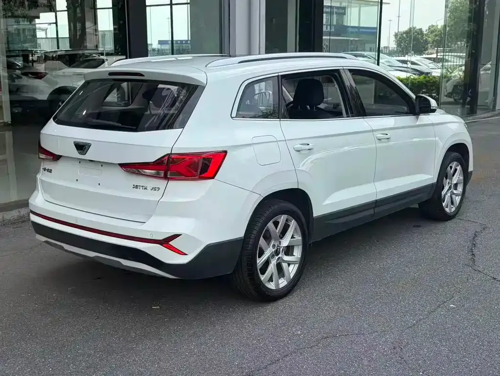 Jetta VS7 2023 из CN, фото 5