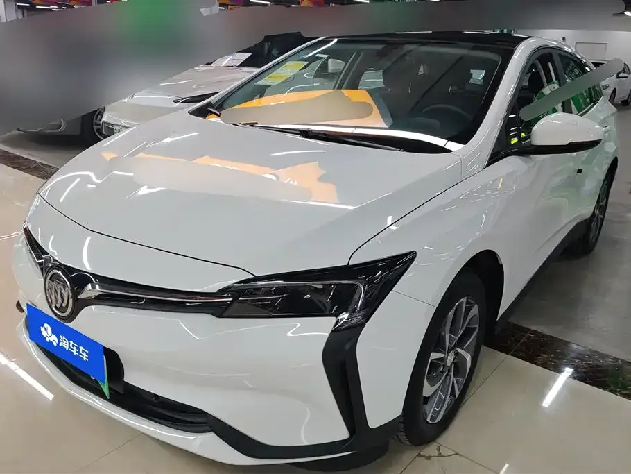 Buick Velite 6